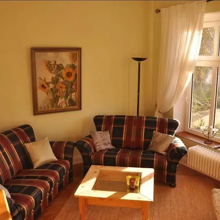 Im Gutshaus I Gut Kirchmuehl I Ostsee Appartement